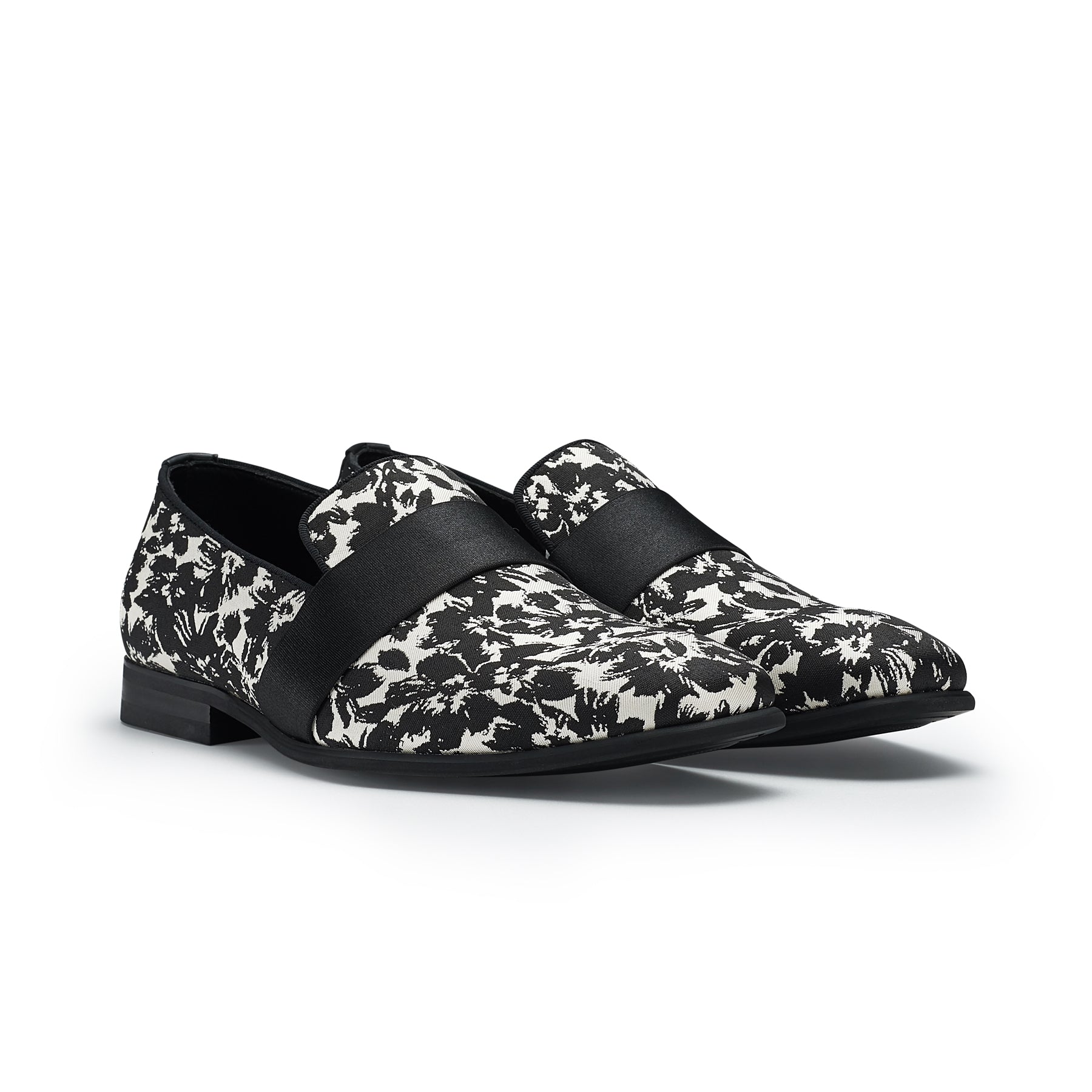 Men's Casual Fabric Penny Loafers | Lucio by Ferro Aldo | Conal Footwear | Paired Angle View