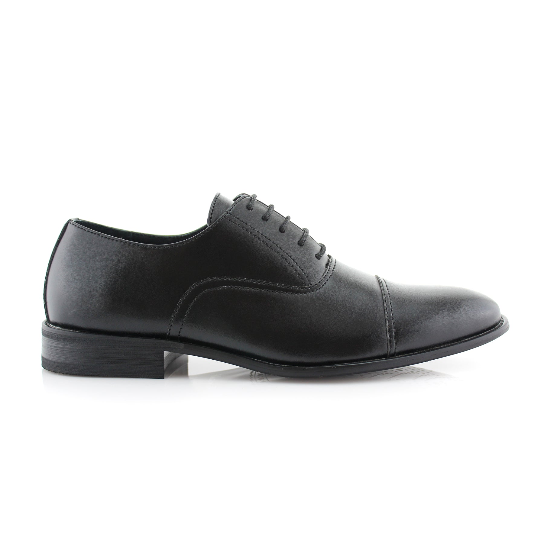 Classic Cap-Toe Oxford Dress Shoes | Charles by Ferro Aldo | Conal Footwear | Outer Side Angle View