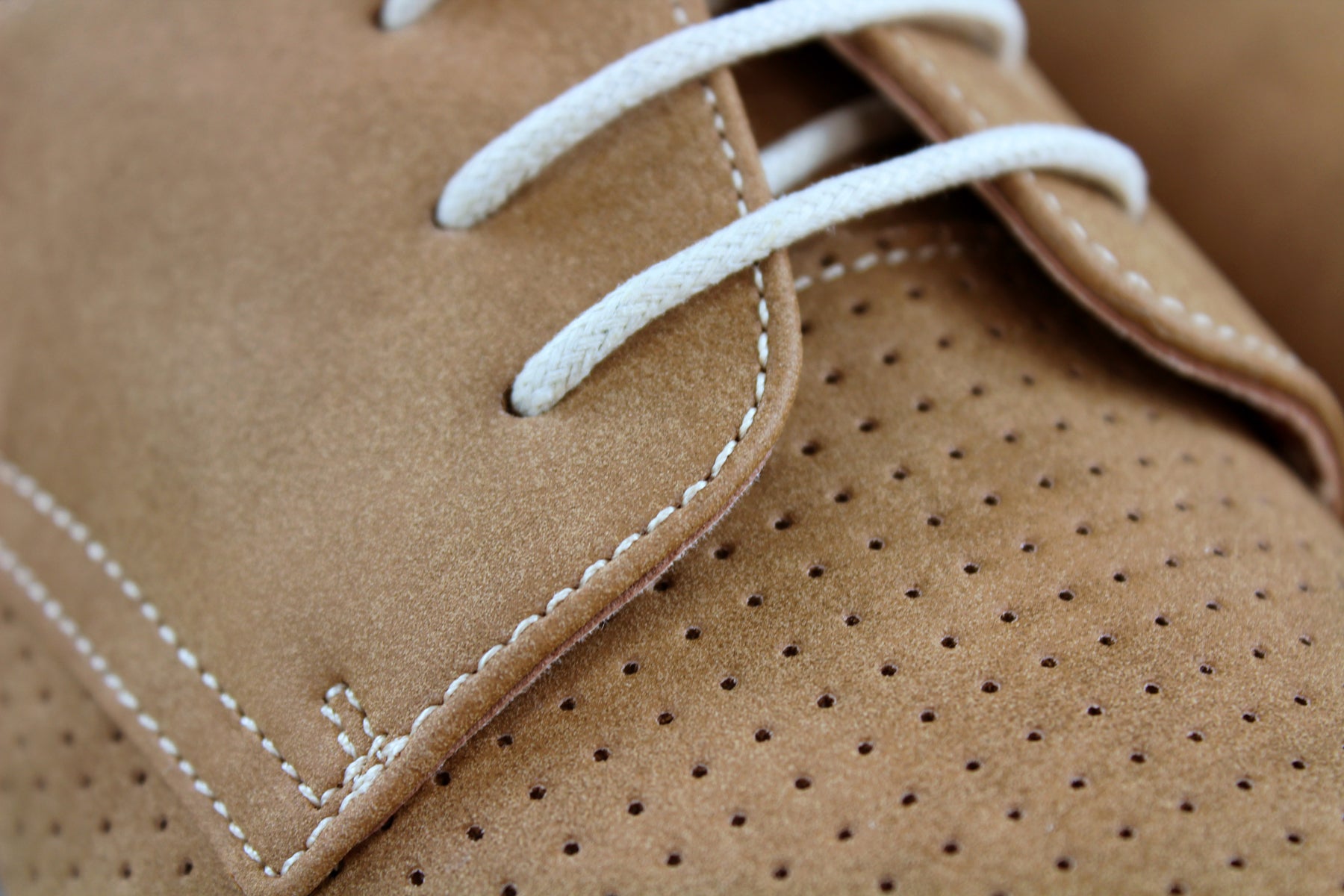 Burnished Perforated Derby Shoes | Isaiah by Ferro Aldo | Conal Footwear | Close-Up Upper Angle View