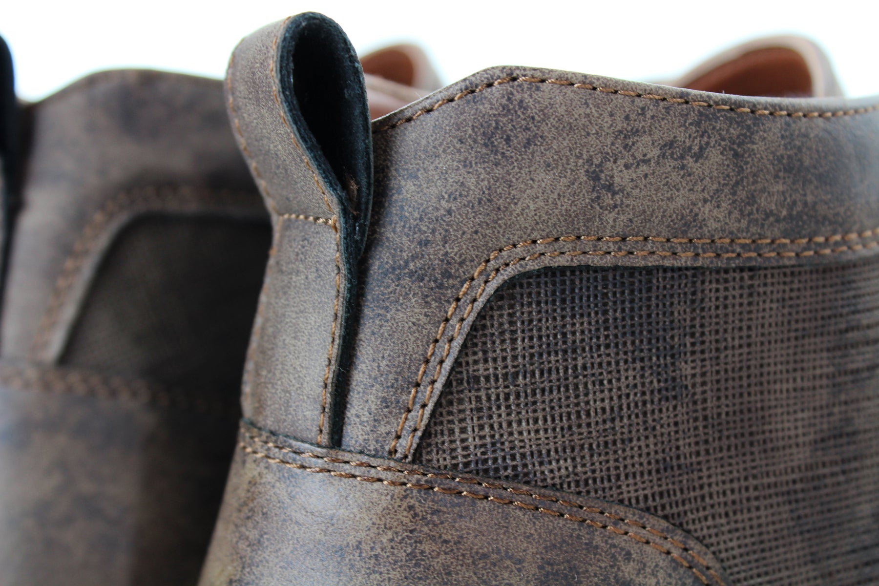 Mid-Top Zipper Boots | Blaine by Ferro Aldo | Conal Footwear | Close Up Pull Tab Angle View