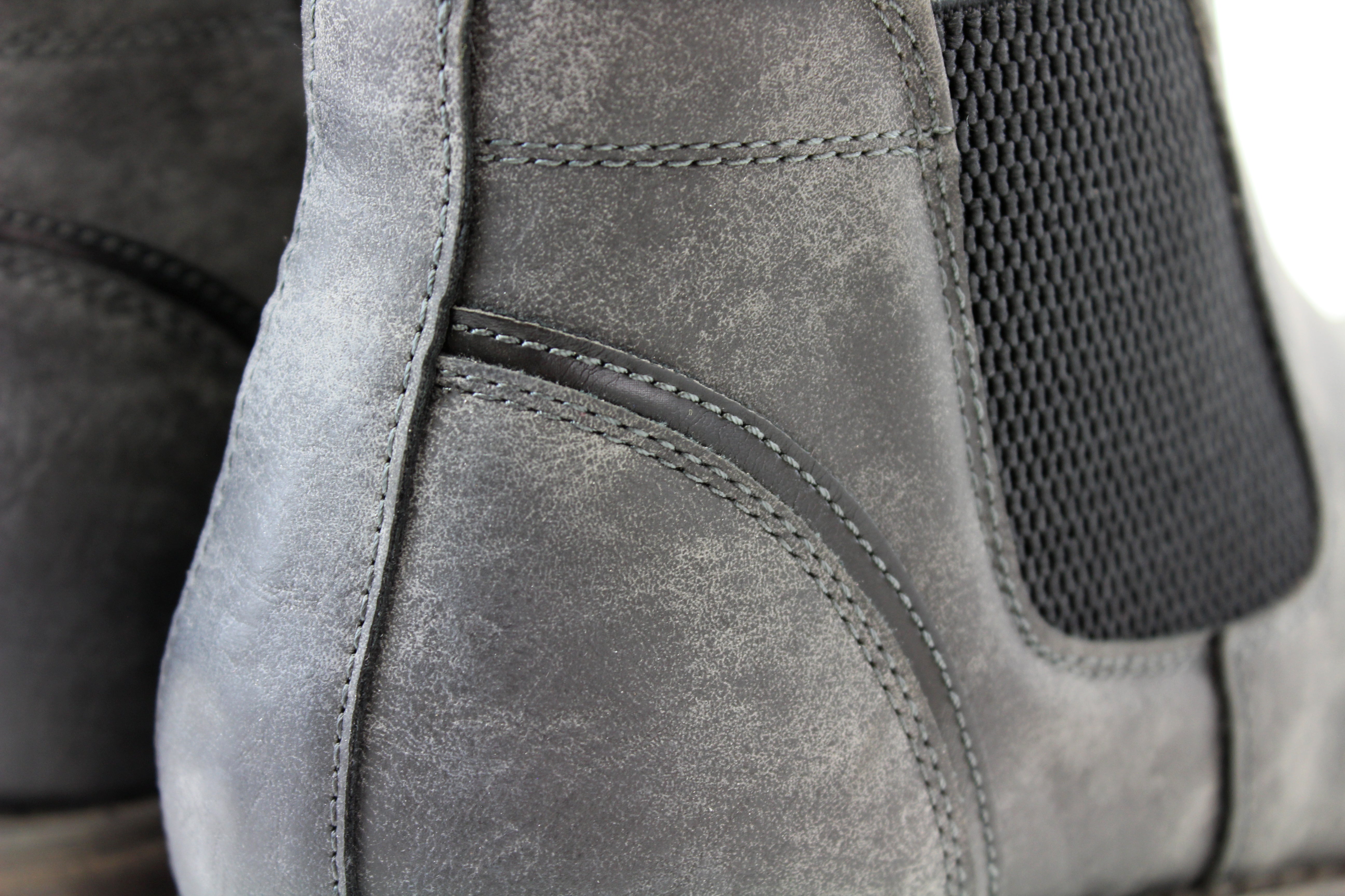Burnished Chelsea Boots | Sterling by Ferro Aldo | Conal Footwear | Close-Up Heel Angle View